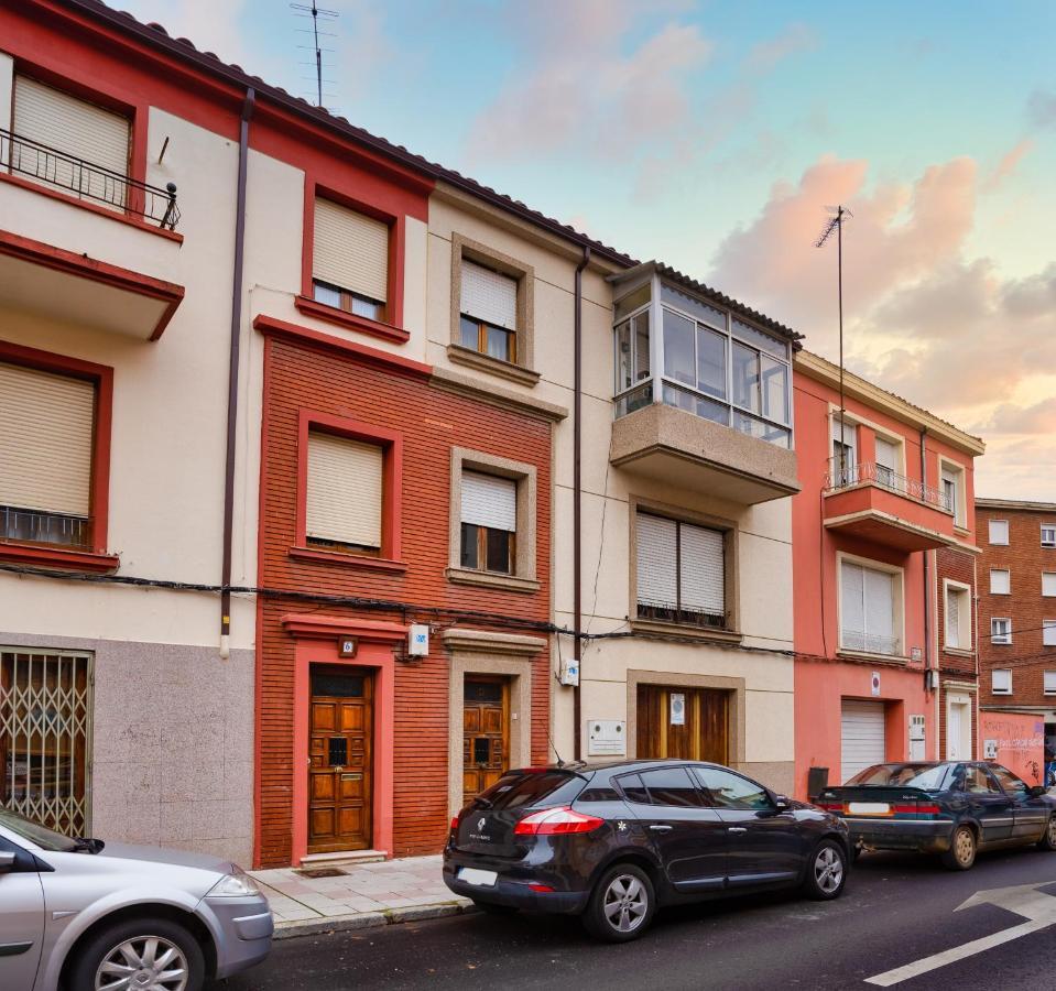 Housingleon - Apartamento Plaza Mayor Εξωτερικό φωτογραφία